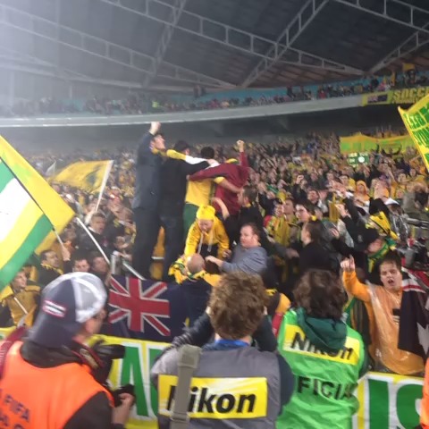 Super @Tim_Cahill dancing with fans at @ANZStadium! #GoSocceroos #Brazil2014