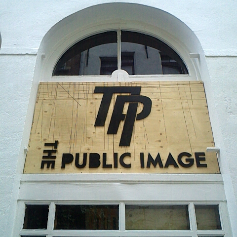 Stadsfacebookster wordt awesome paspop. @publicimageshop