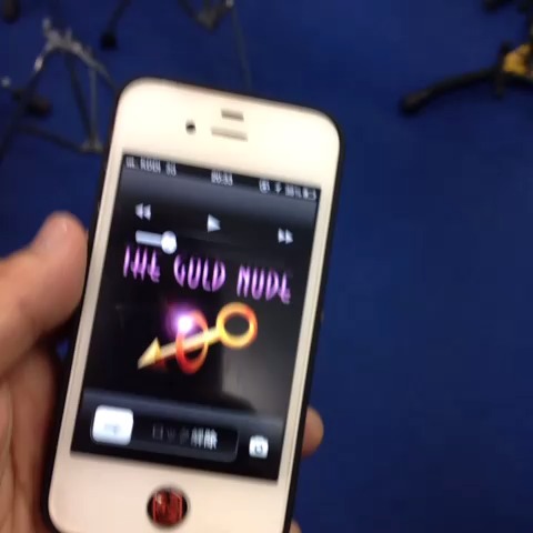 モノホンのZildjanの、シンバルで出来たiPhoneのケース！すげぇー！でも、おめー！！