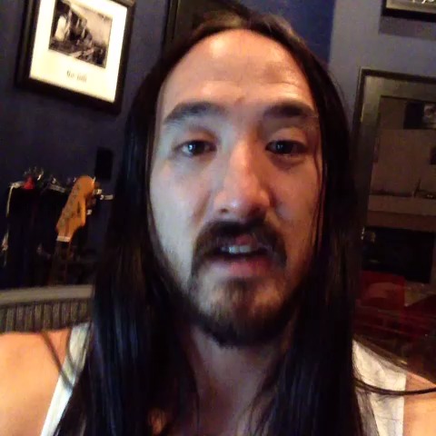 Sneak peak on a new song Im working on now back in my la studio